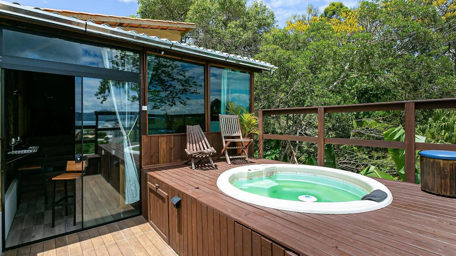Chale Rustico Com Jacuzzi Em Jurere Mav011 Apartment Florianopolis Brazil