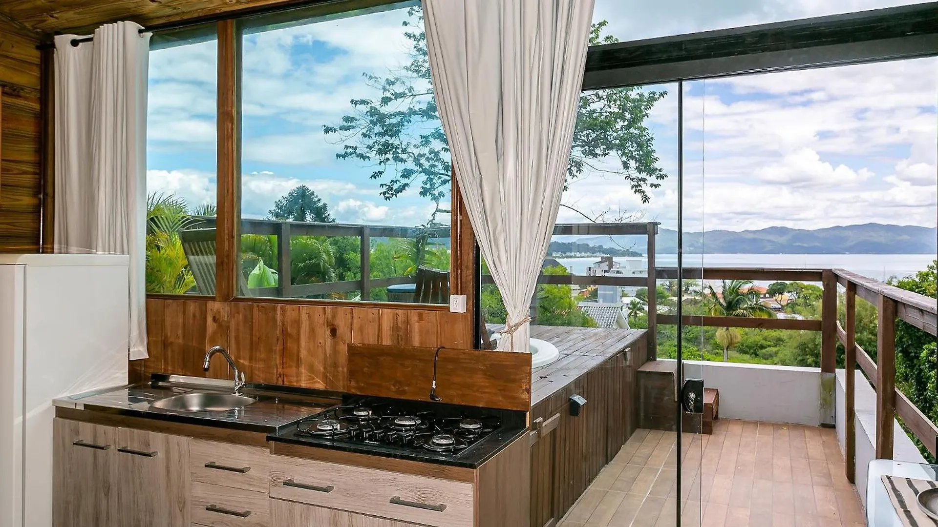 Chale Rustico Com Jacuzzi Em Jurere Mav011 Lägenhet Florianópolis