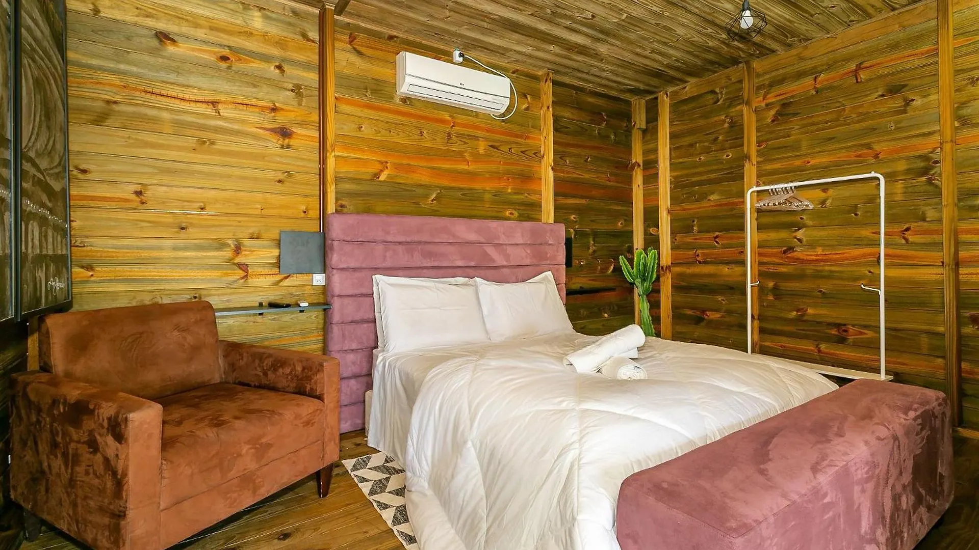 Chale Rustico Com Jacuzzi Em Jurere Mav011 Lägenhet Florianópolis